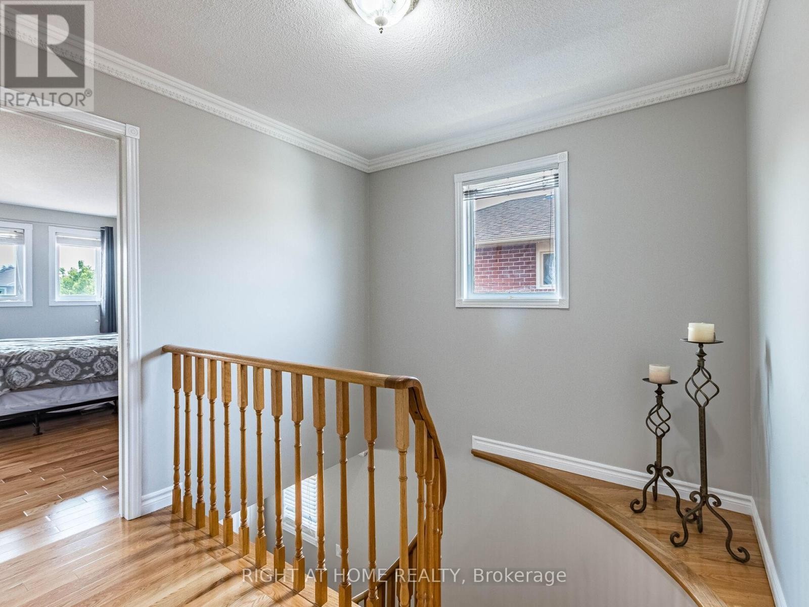 












3306 COLUMBINE CRESCENT

,
Mississauga (Lisgar),




Ontario
L5N6A8

