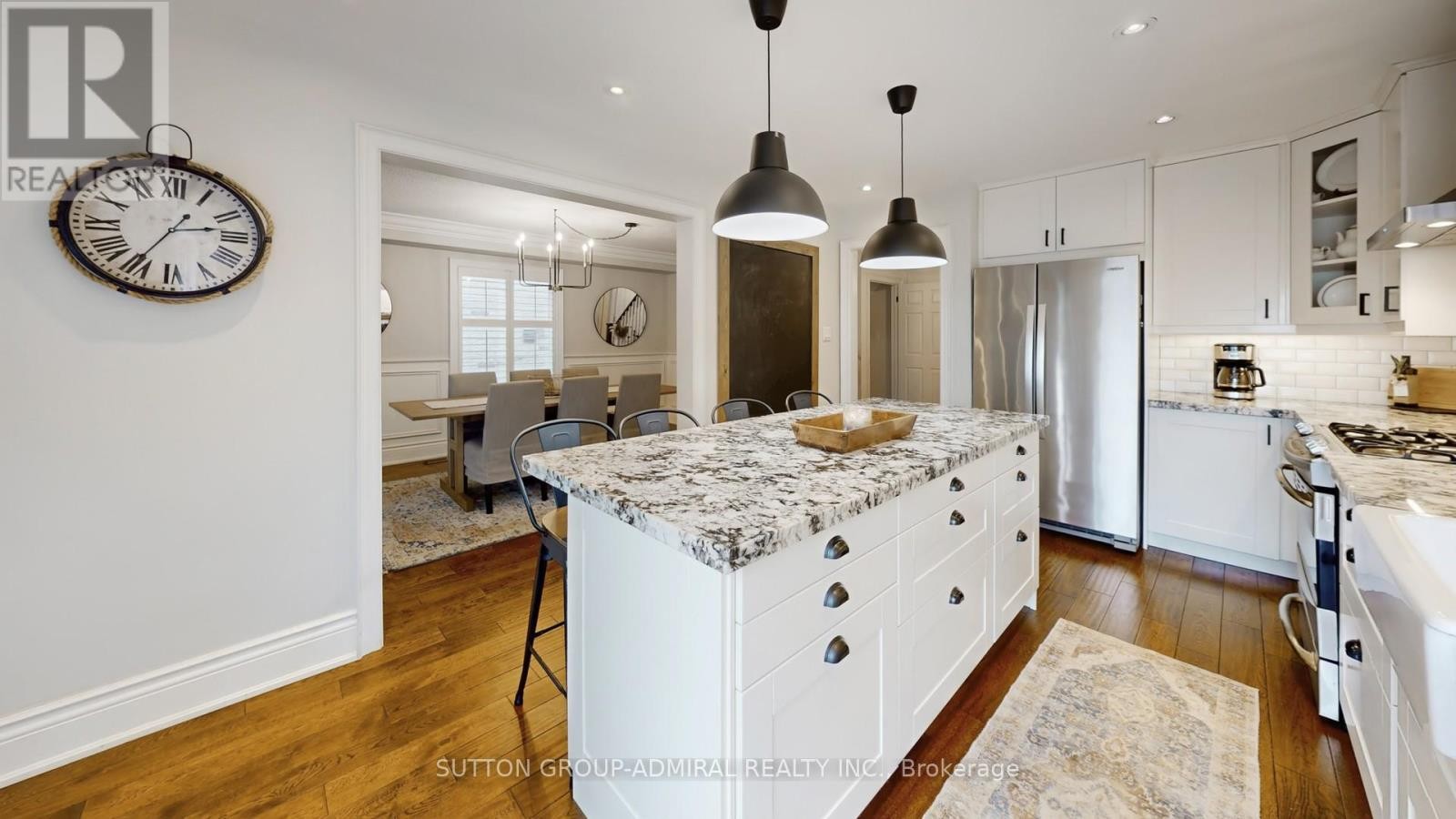 












8 EWART STREET

,
Caledon (Bolton North),




Ontario
L7E2S9


