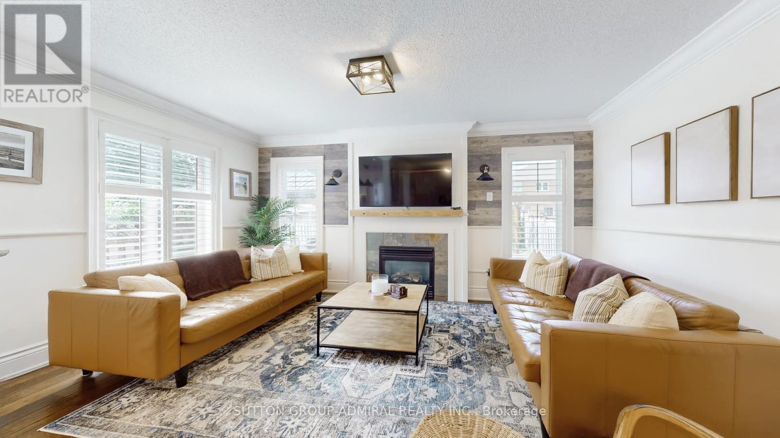 












8 EWART STREET

,
Caledon (Bolton North),




Ontario
L7E2S9

