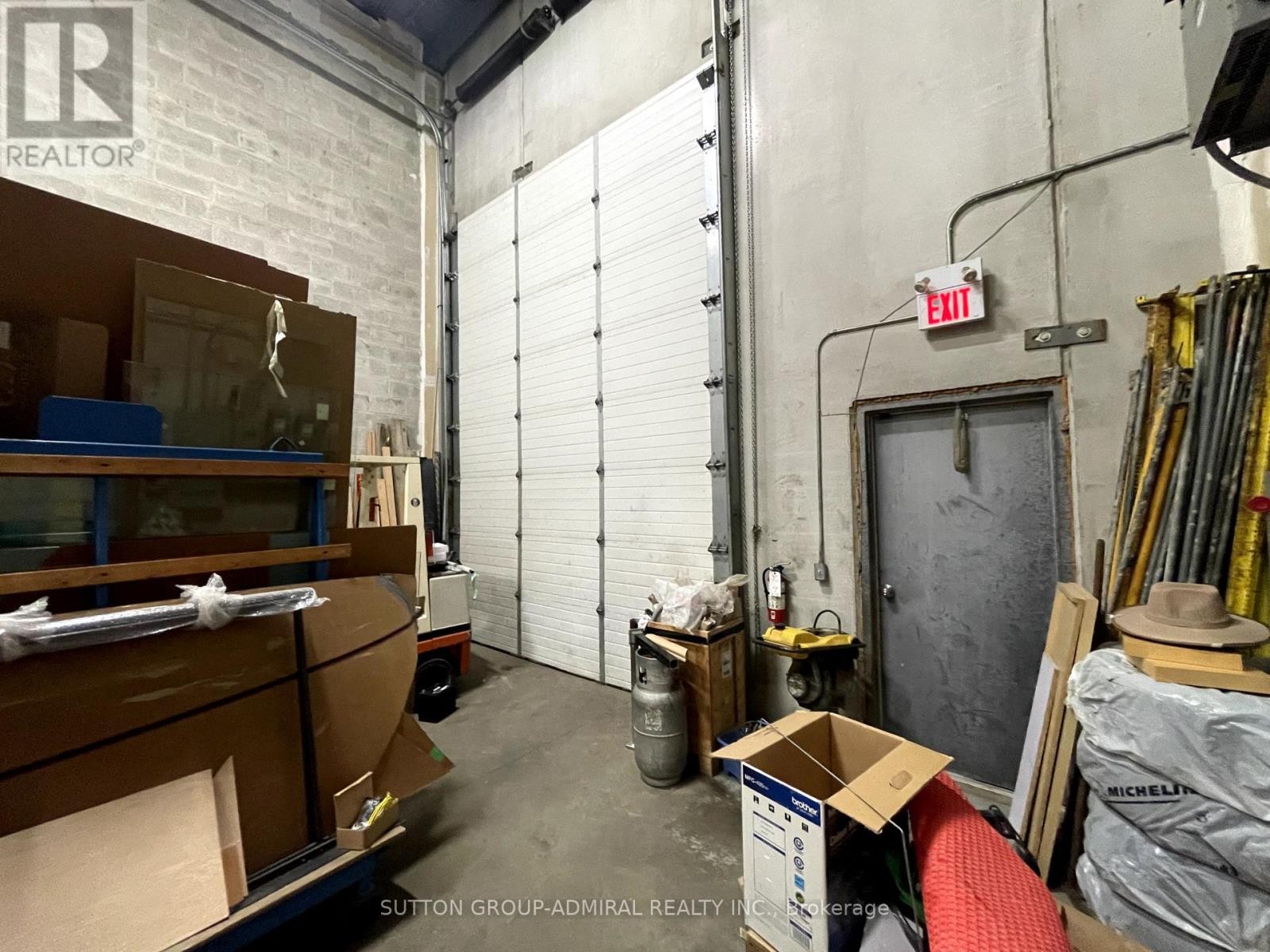 












19 - 1 HIGH MEADOW PLACE

,
Toronto (Humber Summit),




Ontario
M9L0A3

