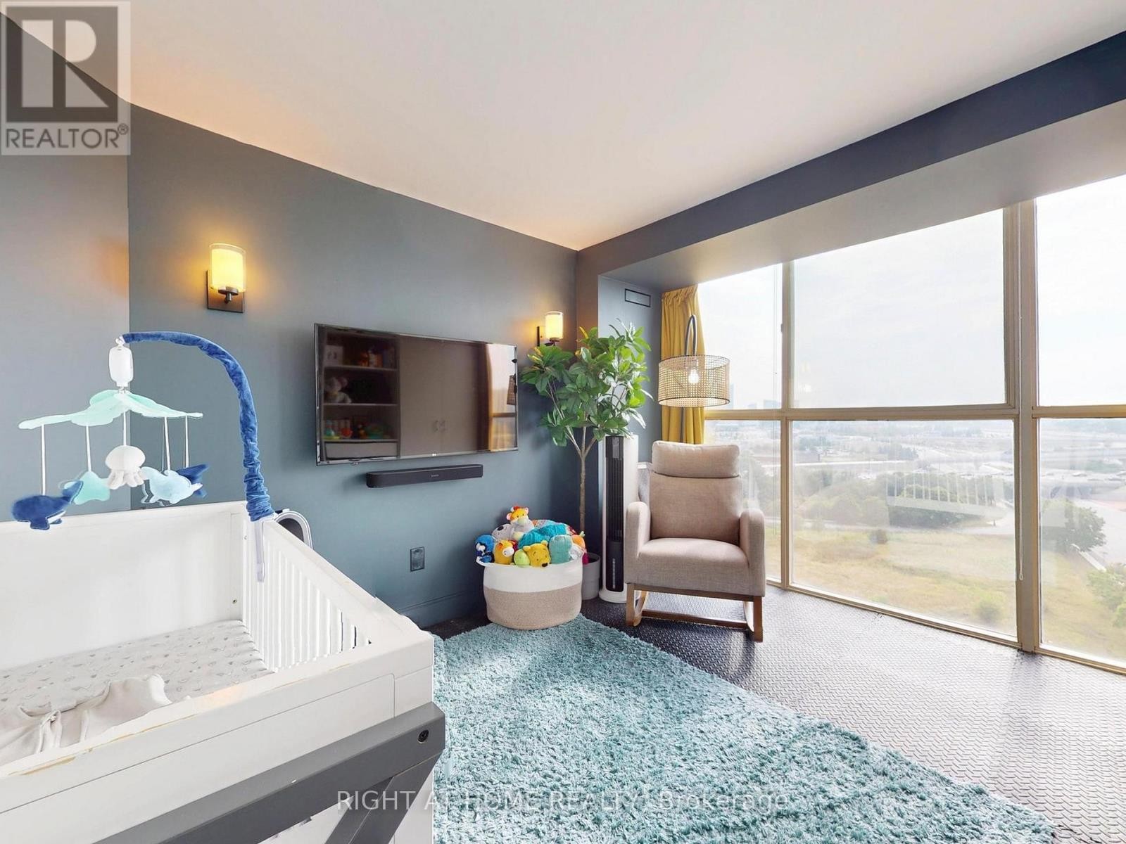 












1403 - 4205 SHIPP DRIVE

,
Mississauga (City Centre),




Ontario
L4Z2Y9

