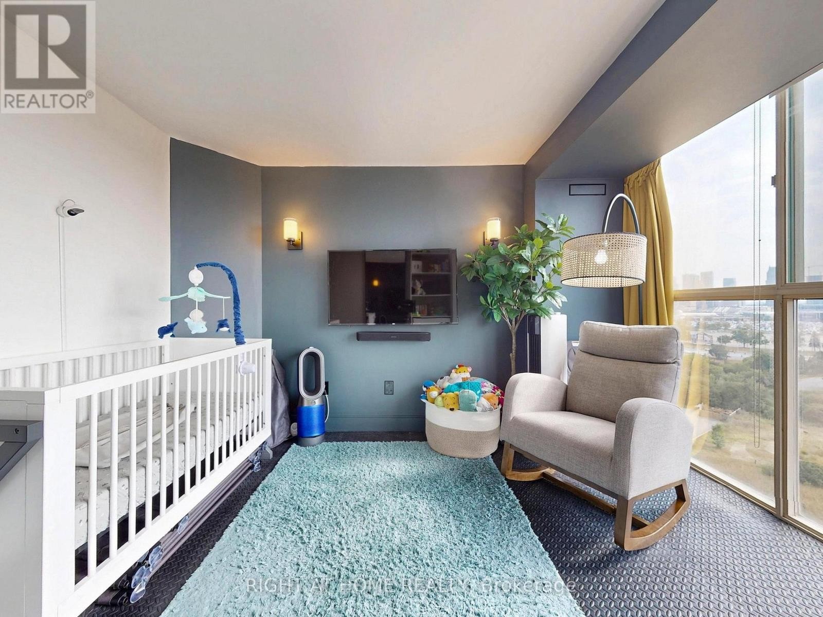 












1403 - 4205 SHIPP DRIVE

,
Mississauga (City Centre),




Ontario
L4Z2Y9

