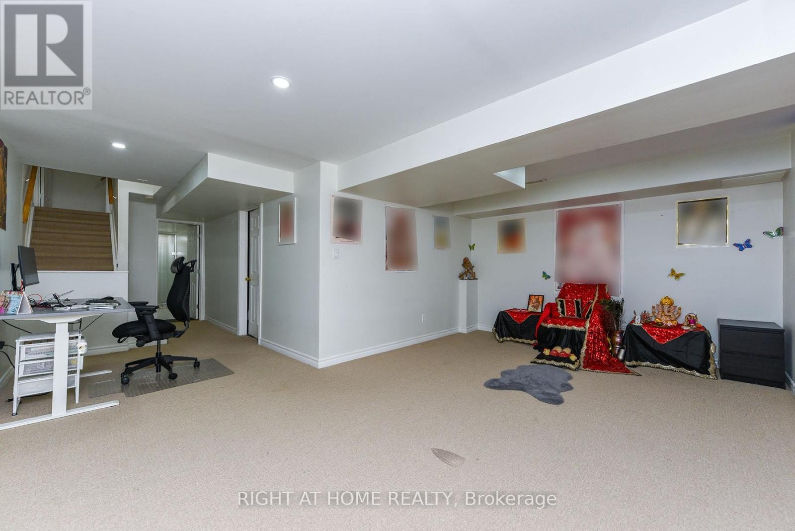 












3 - 1551 REEVES GATE

,
Oakville (GA Glen Abbey),




Ontario
L6M5C5

