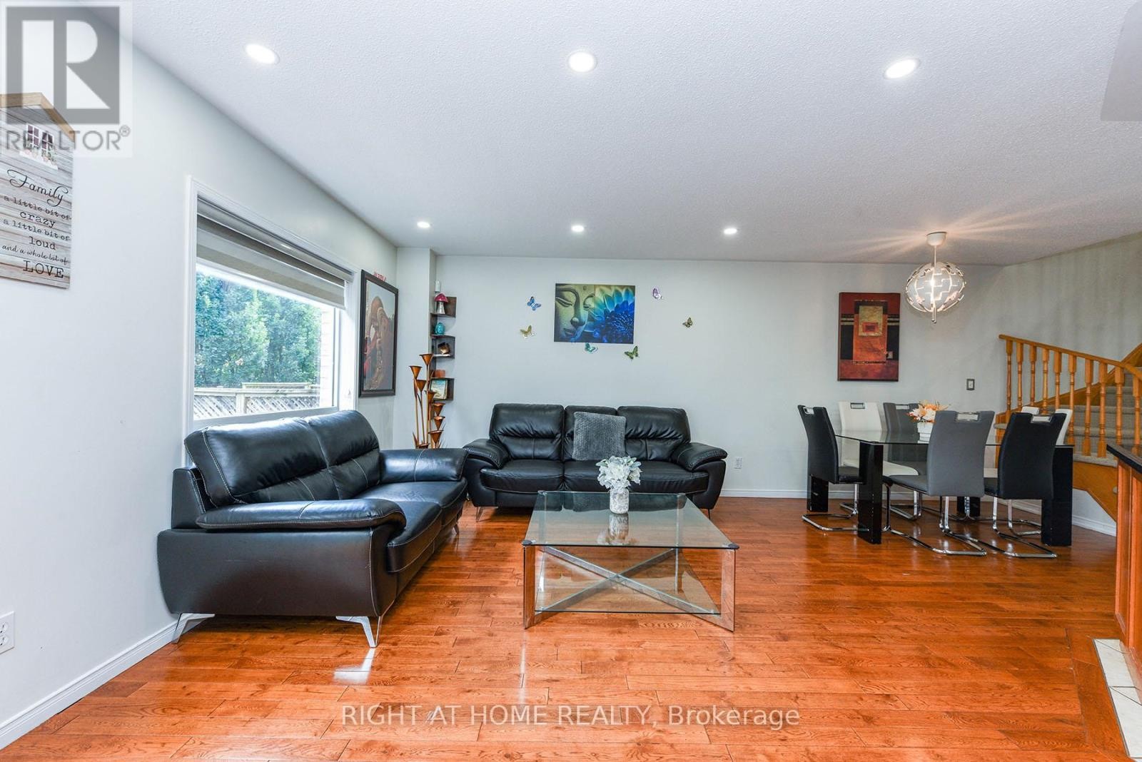 












3 - 1551 REEVES GATE

,
Oakville (GA Glen Abbey),




Ontario
L6M5C5

