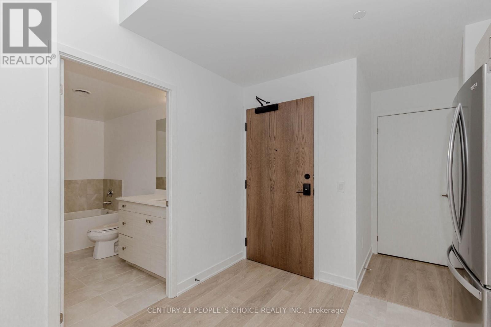 












1513 - 1035 SOUTHDOWN ROAD

,
Mississauga (Clarkson),




Ontario
L5J0A3

