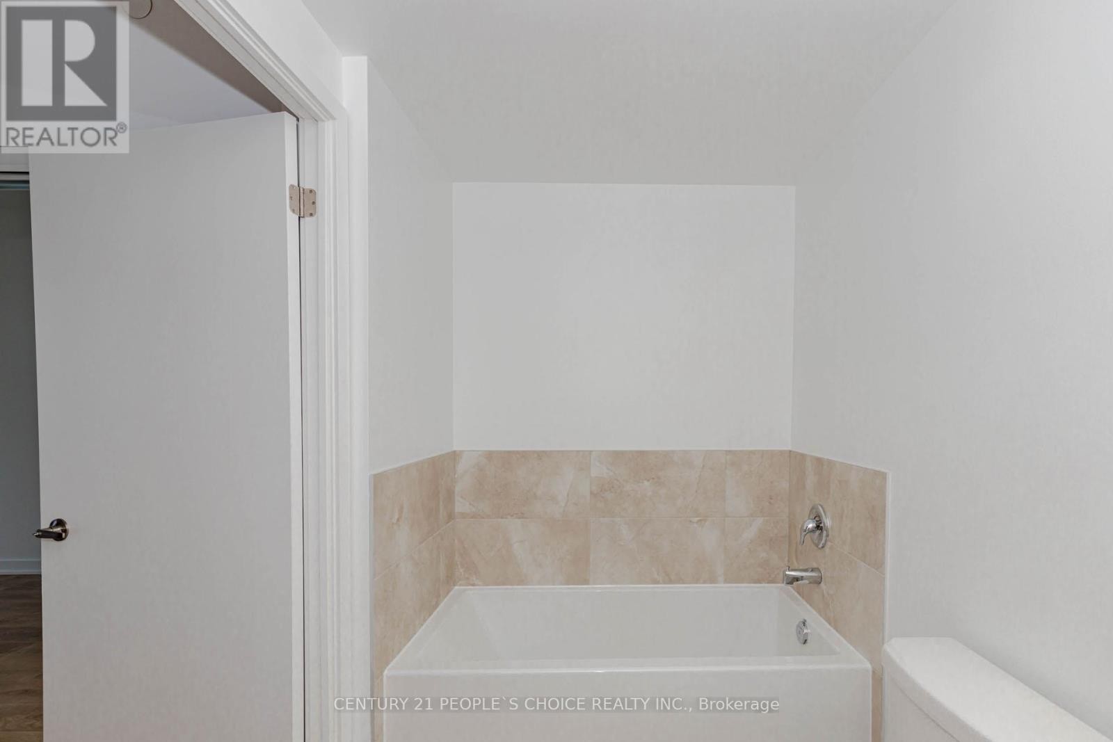 












1513 - 1035 SOUTHDOWN ROAD

,
Mississauga (Clarkson),




Ontario
L5J0A3

