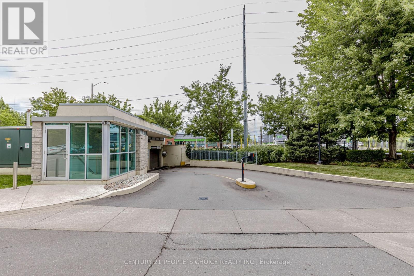












1513 - 1035 SOUTHDOWN ROAD

,
Mississauga (Clarkson),




Ontario
L5J0A3

