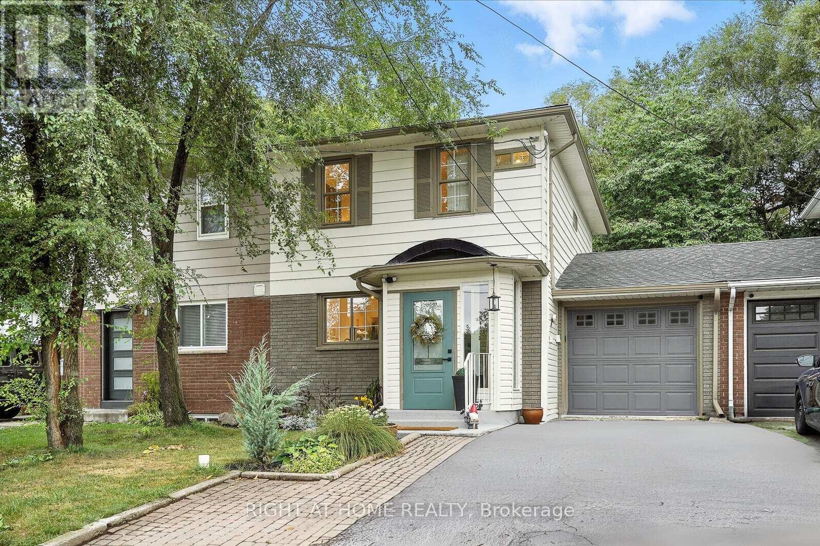 












413 ENFIELD ROAD

,
Burlington (LaSalle),




Ontario
L7T2X5

