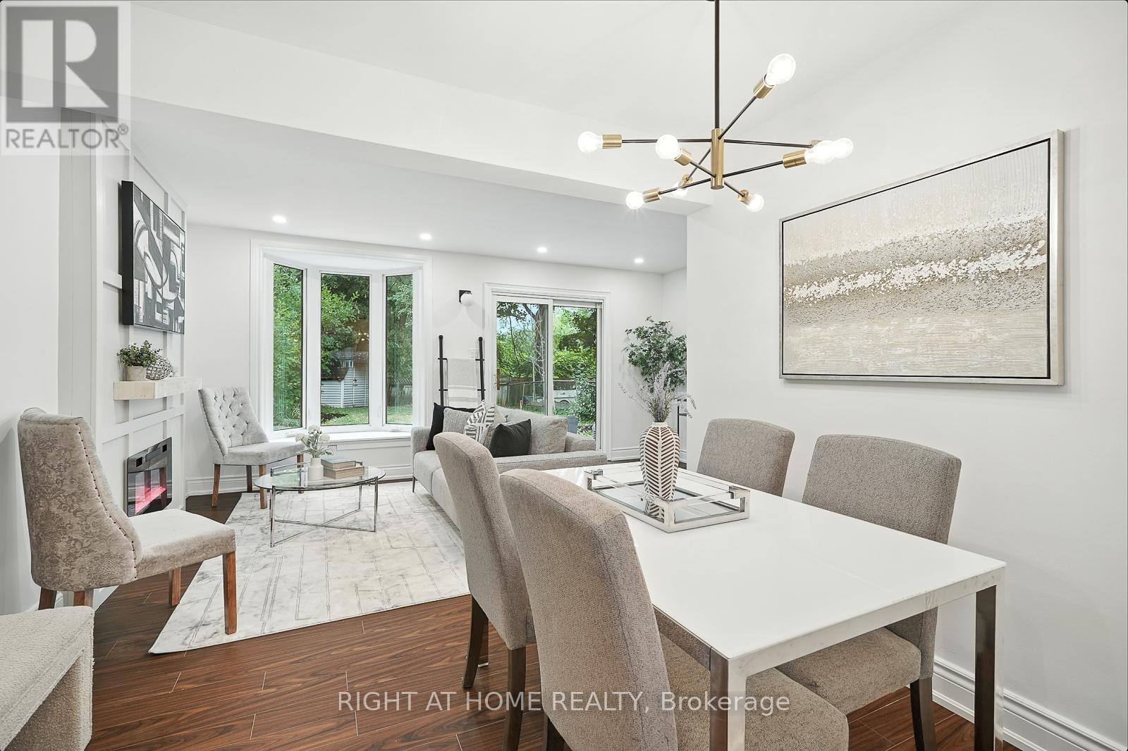 












413 ENFIELD ROAD

,
Burlington (LaSalle),




Ontario
L7T2X5

