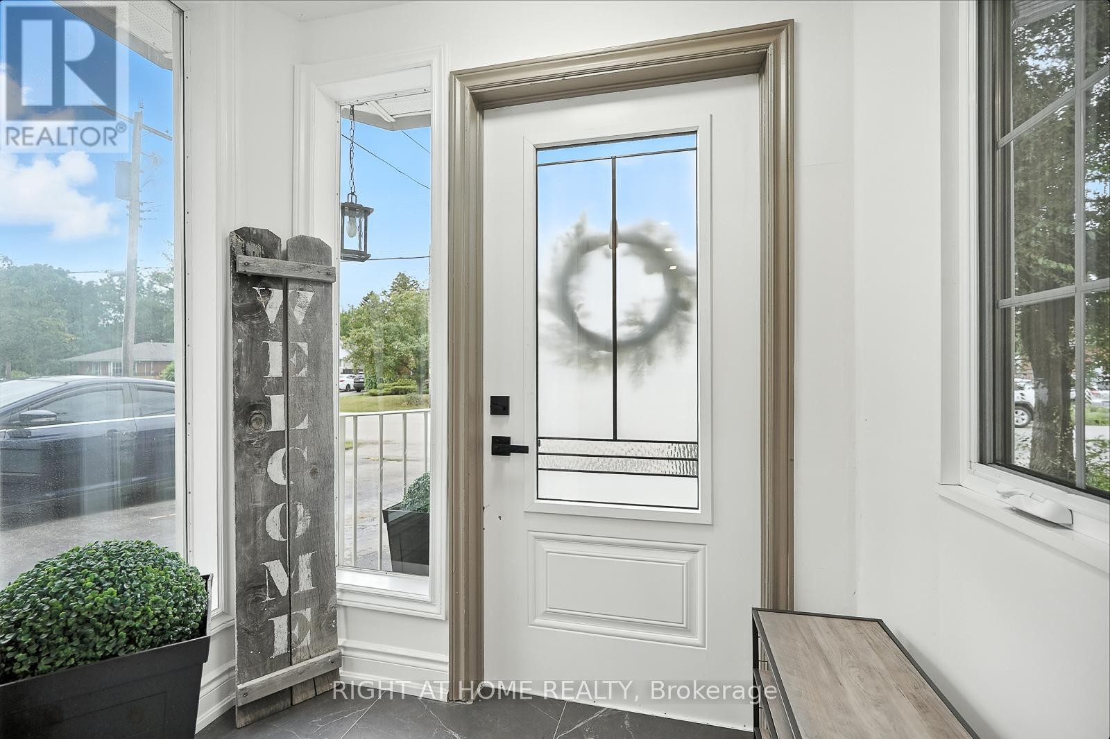 












413 ENFIELD ROAD

,
Burlington (LaSalle),




Ontario
L7T2X5

