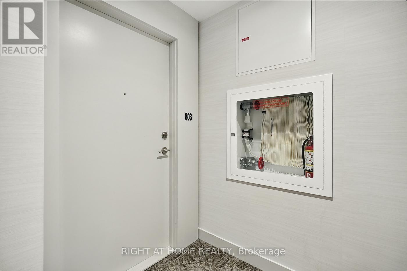 












215 VETERANS DRIVE S

,
Brampton (Northwest Brampton),




Ontario
L7A4S6

