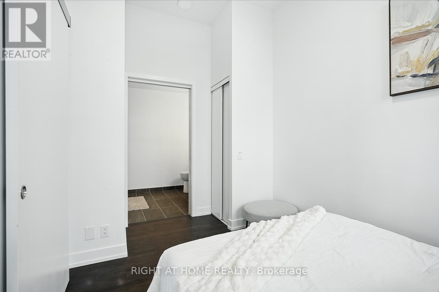 












215 VETERANS DRIVE S

,
Brampton (Northwest Brampton),




Ontario
L7A4S6

