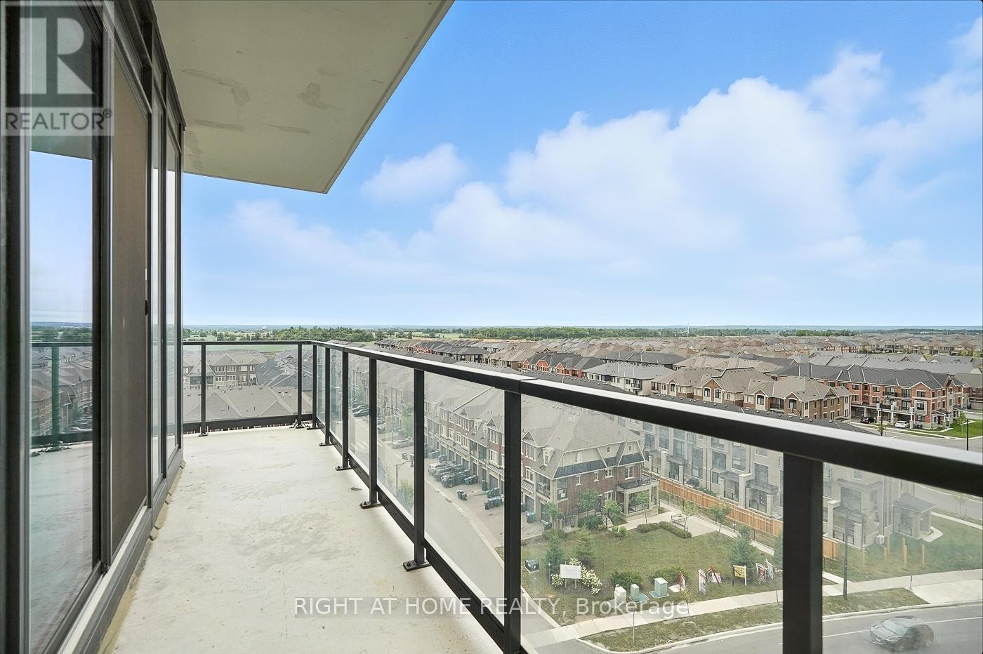 












215 VETERANS DRIVE S

,
Brampton (Northwest Brampton),




Ontario
L7A4S6

