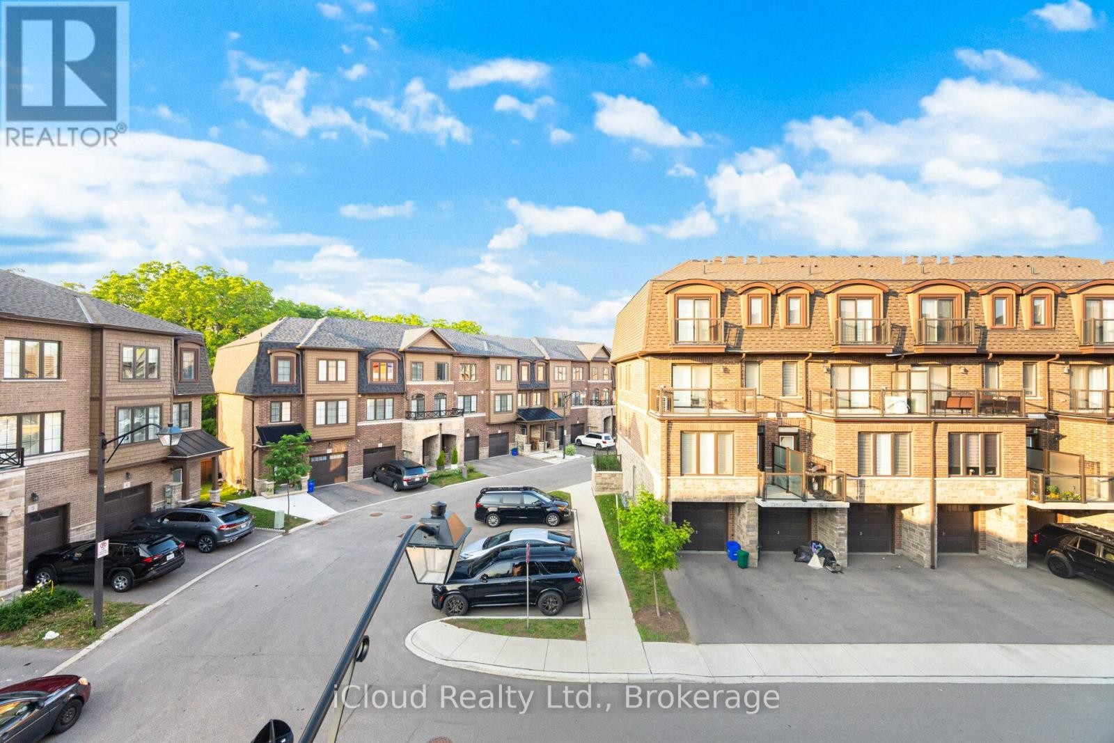 












91 - 445 ONTARIO STREET

,
Milton (TM Timberlea),




Ontario
L9T9K4

