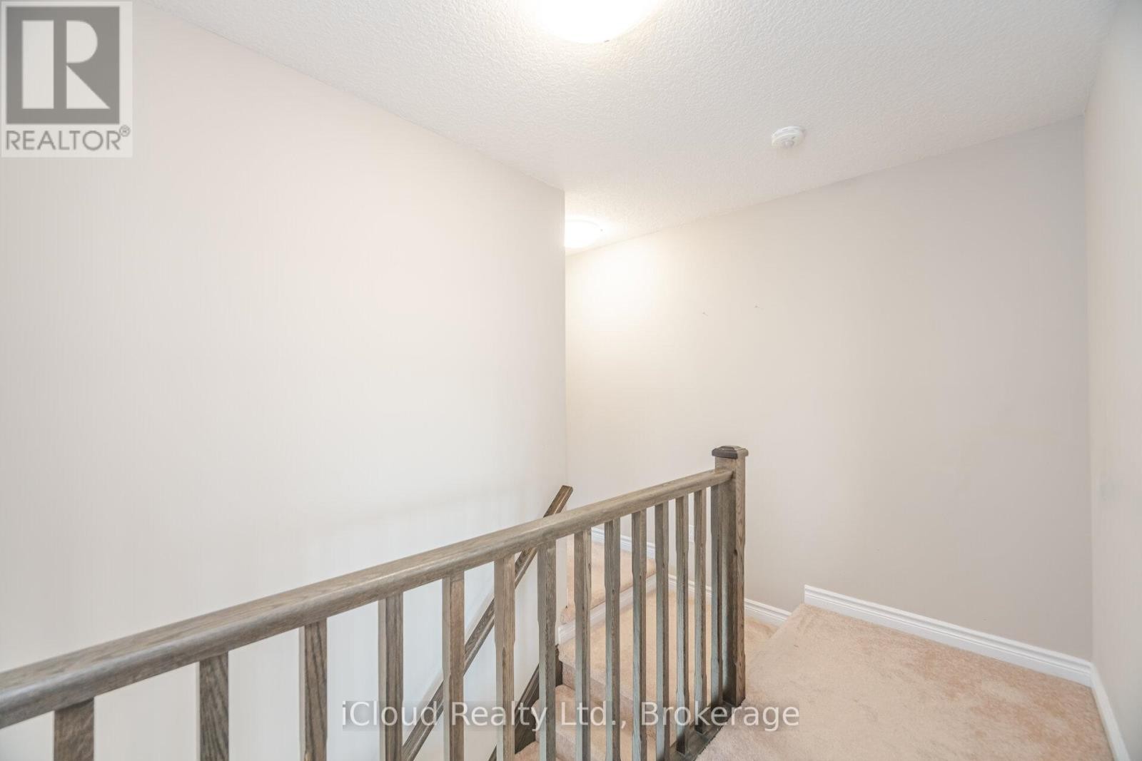 












91 - 445 ONTARIO STREET

,
Milton (TM Timberlea),




Ontario
L9T9K4

