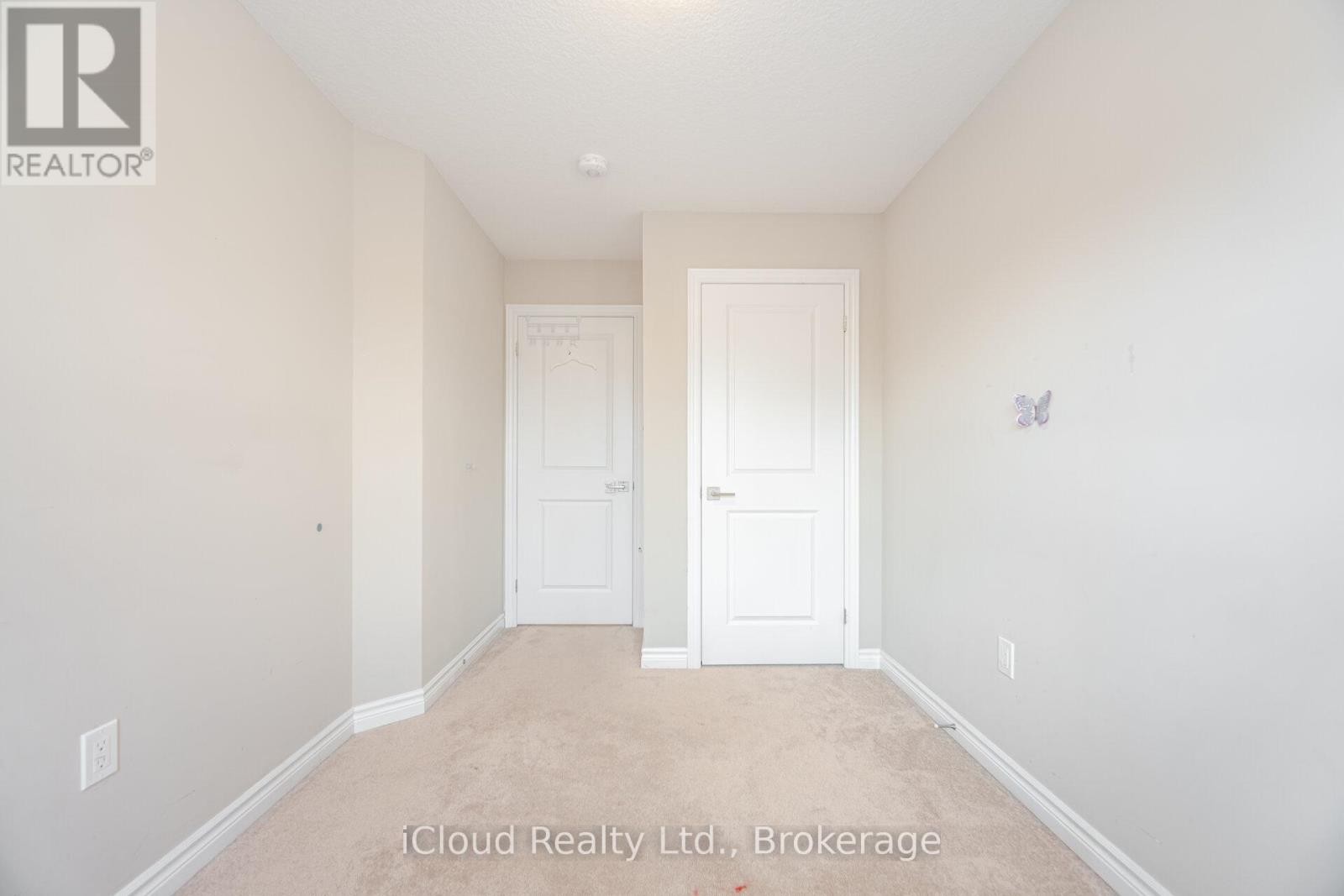 












91 - 445 ONTARIO STREET

,
Milton (TM Timberlea),




Ontario
L9T9K4

