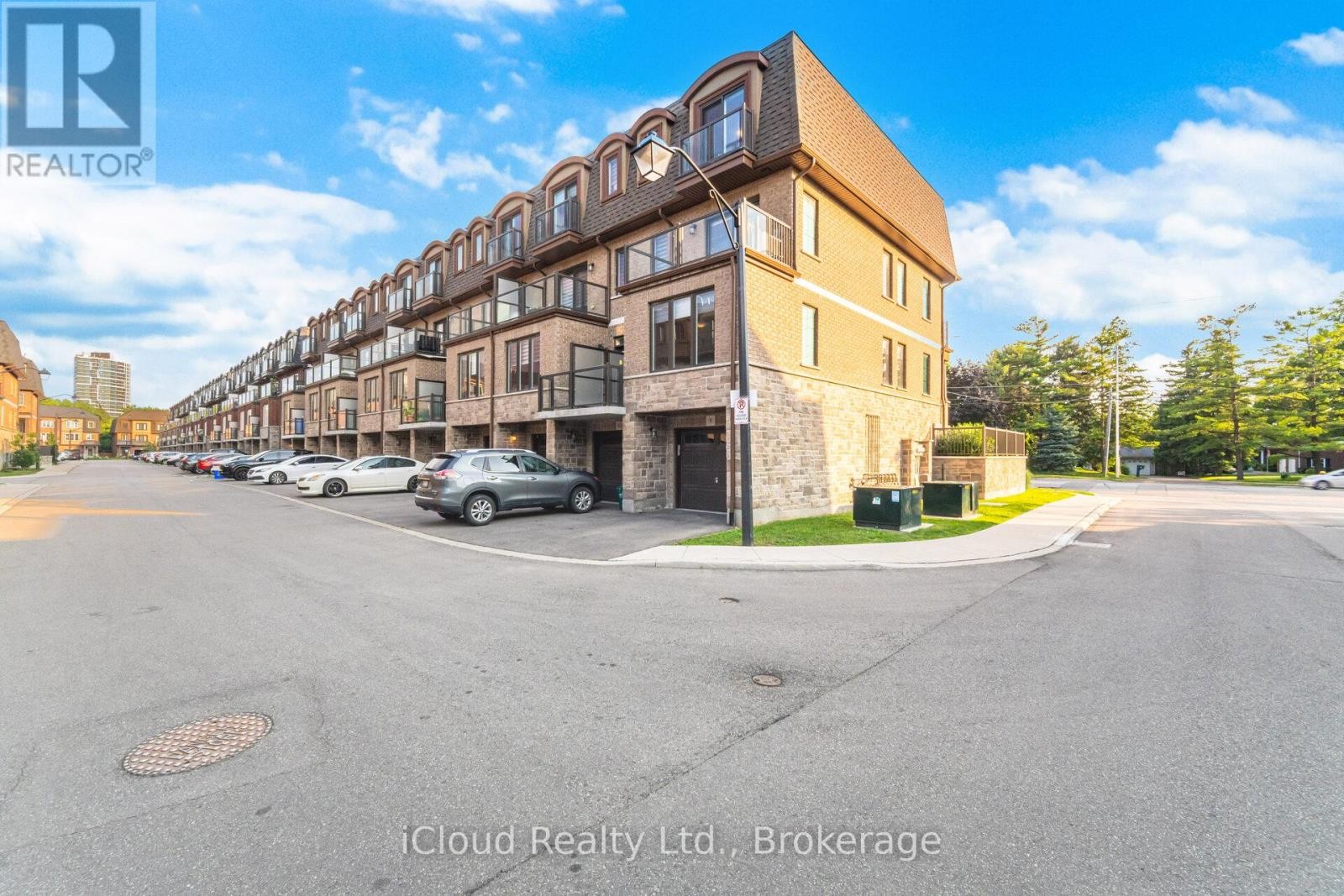 












91 - 445 ONTARIO STREET

,
Milton (TM Timberlea),




Ontario
L9T9K4

