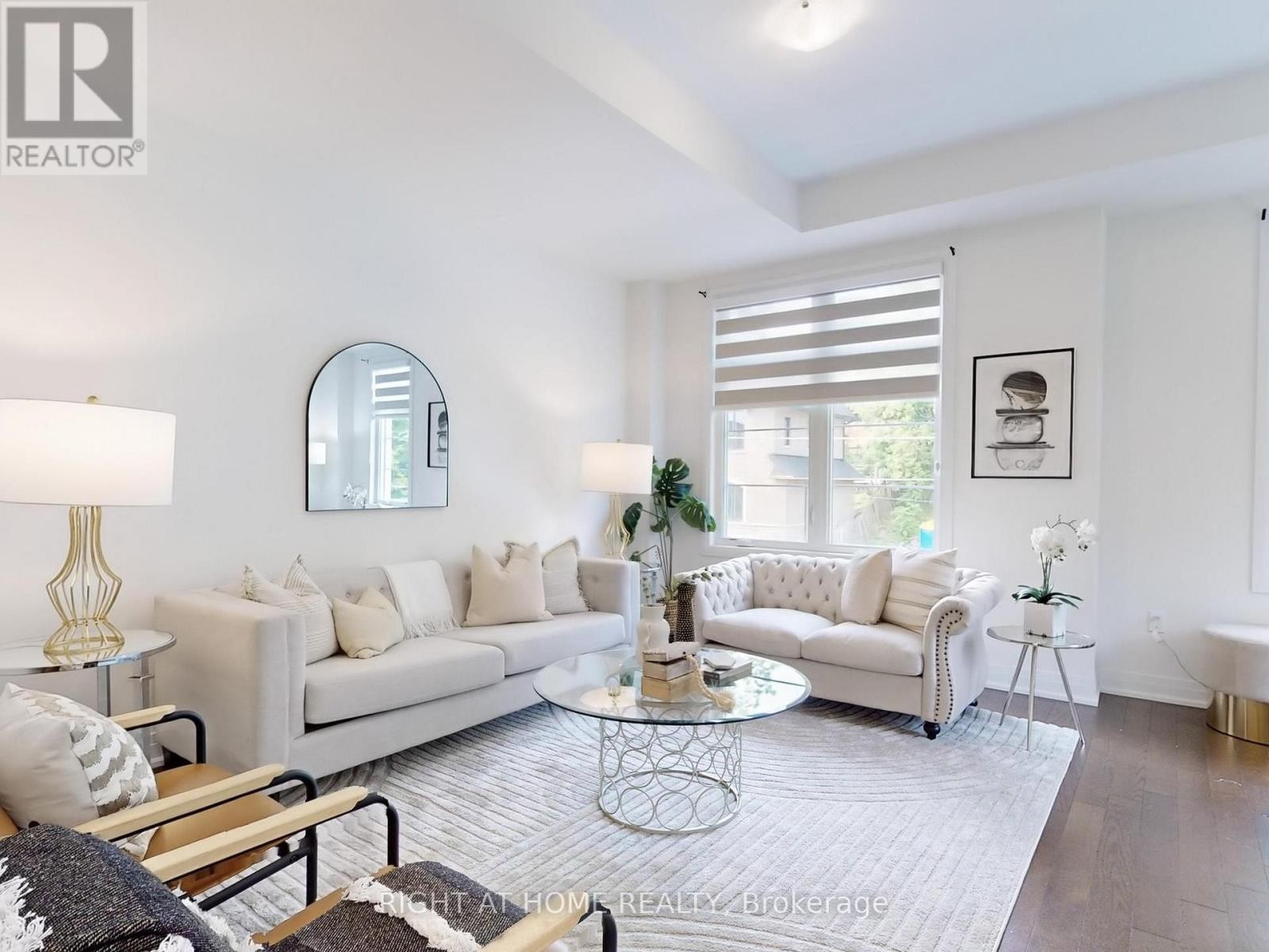 












197 WYNDHAM STREET

,
Mississauga (Streetsville),




Ontario
L5M2S5

