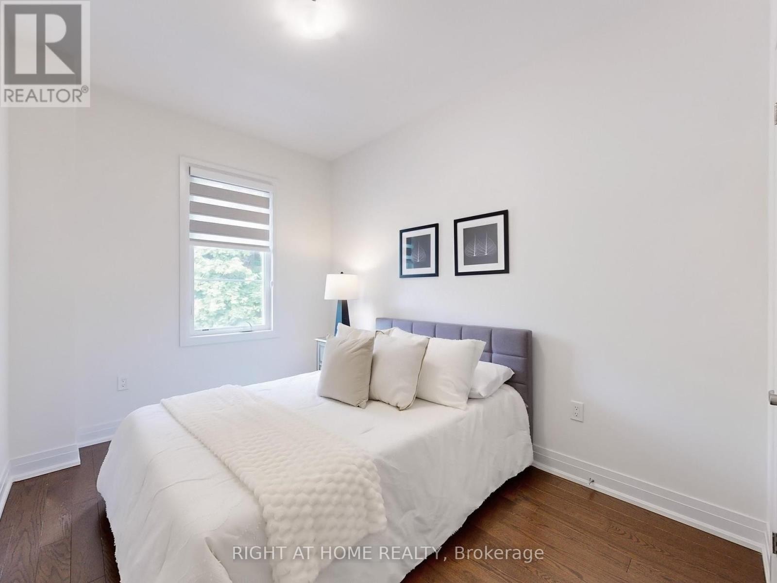 












197 WYNDHAM STREET

,
Mississauga (Streetsville),




Ontario
L5M2S5

