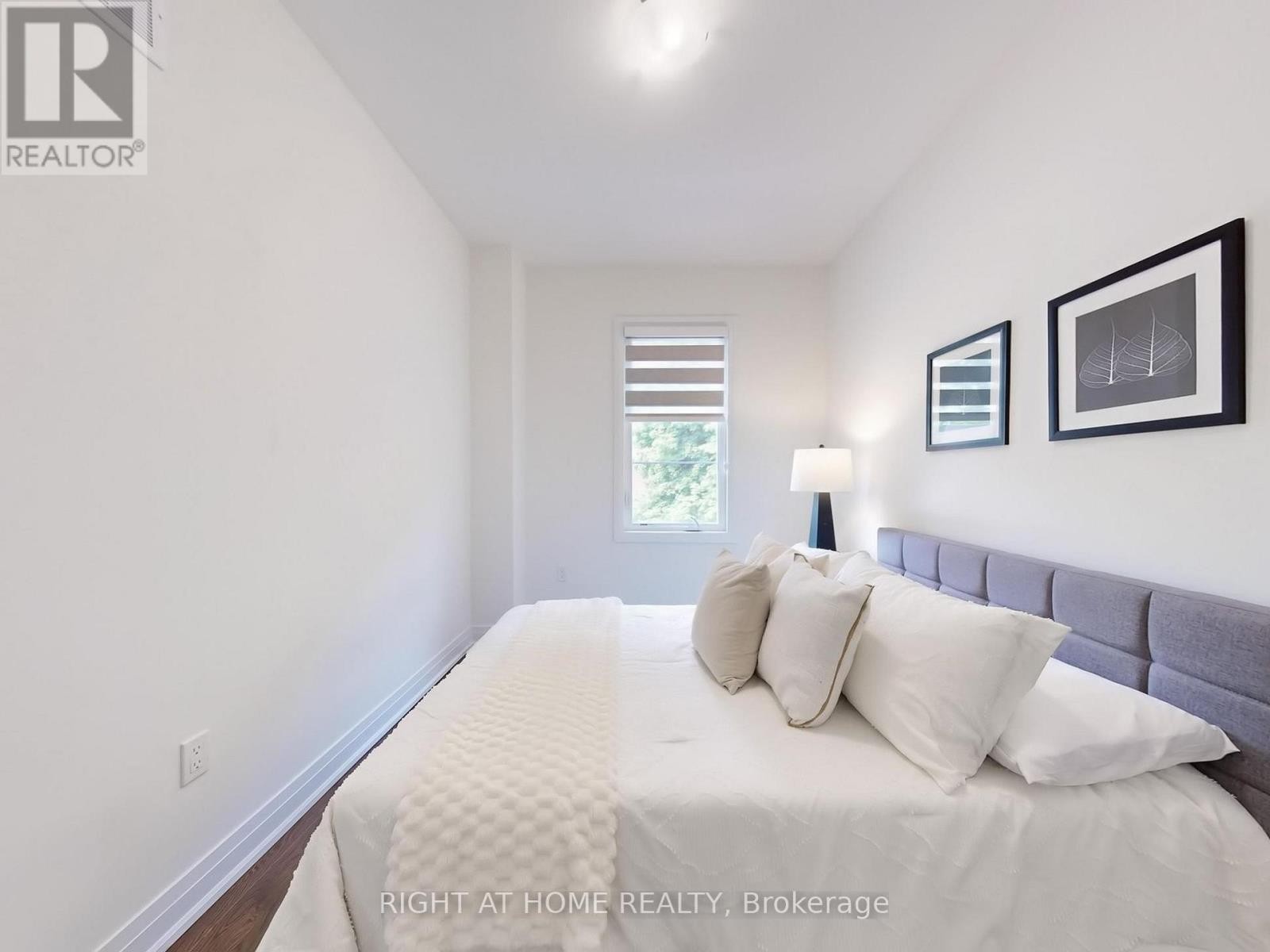 












197 WYNDHAM STREET

,
Mississauga (Streetsville),




Ontario
L5M2S5

