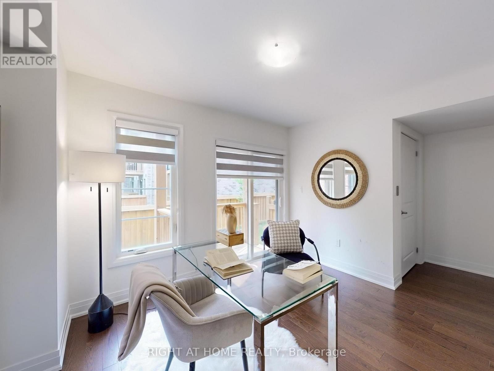 












197 WYNDHAM STREET

,
Mississauga (Streetsville),




Ontario
L5M2S5

