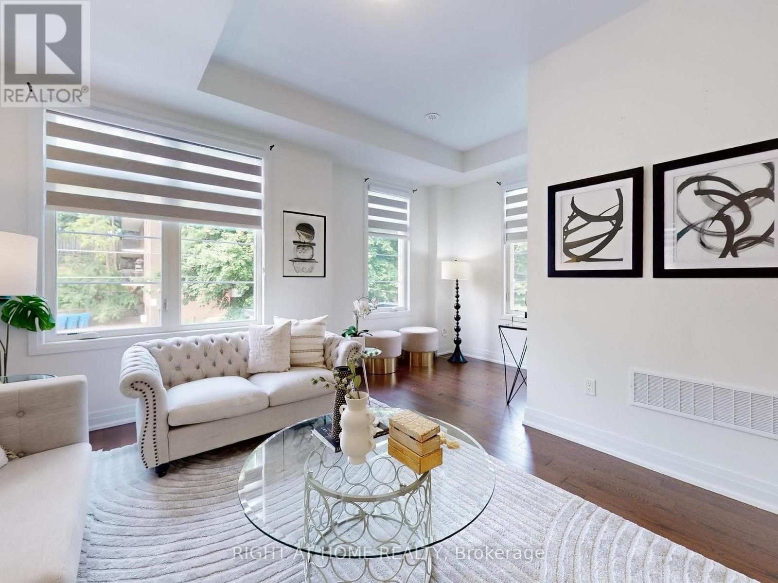 












197 WYNDHAM STREET

,
Mississauga (Streetsville),




Ontario
L5M2S5

