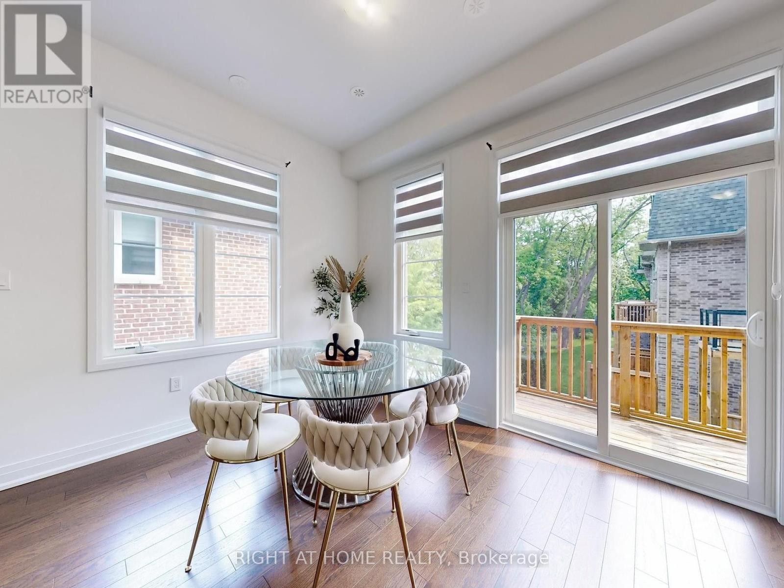 












197 WYNDHAM STREET

,
Mississauga (Streetsville),




Ontario
L5M2S5

