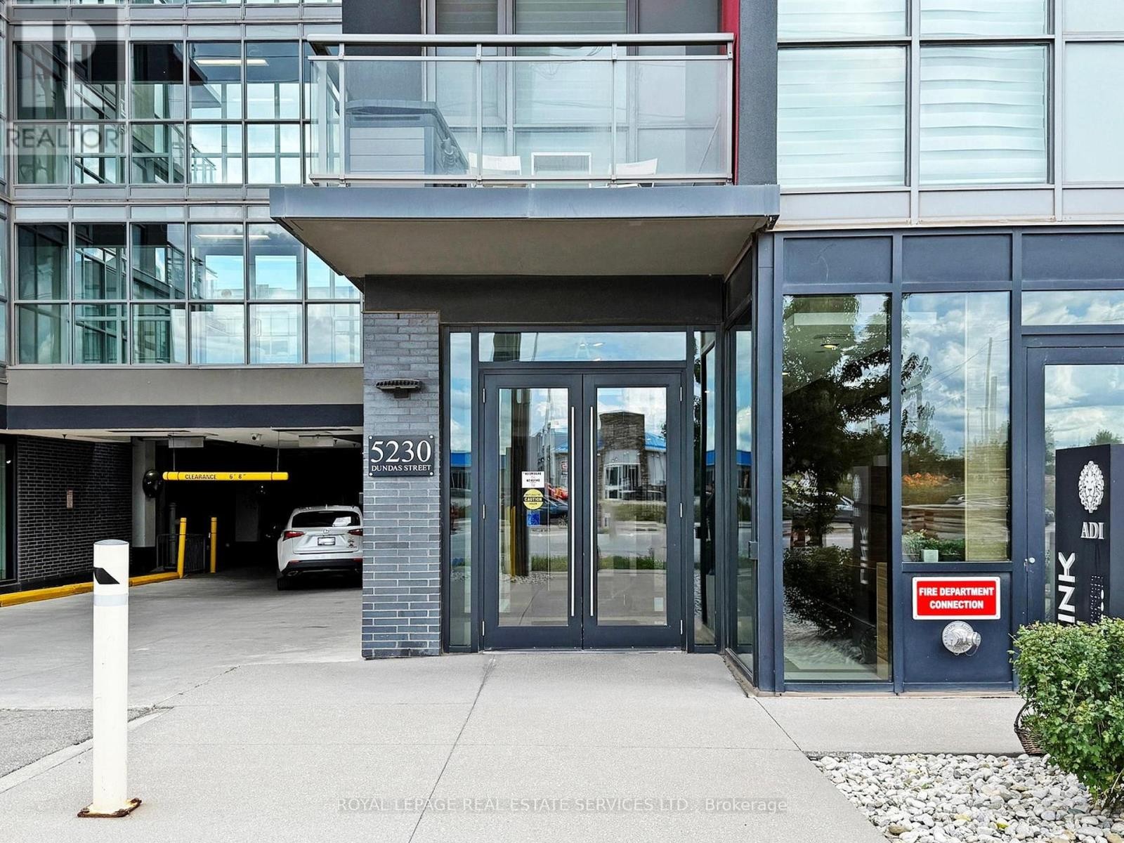 












625A - 5230 DUNDAS STREET

,
Burlington (Orchard),




Ontario
L7L0J5

