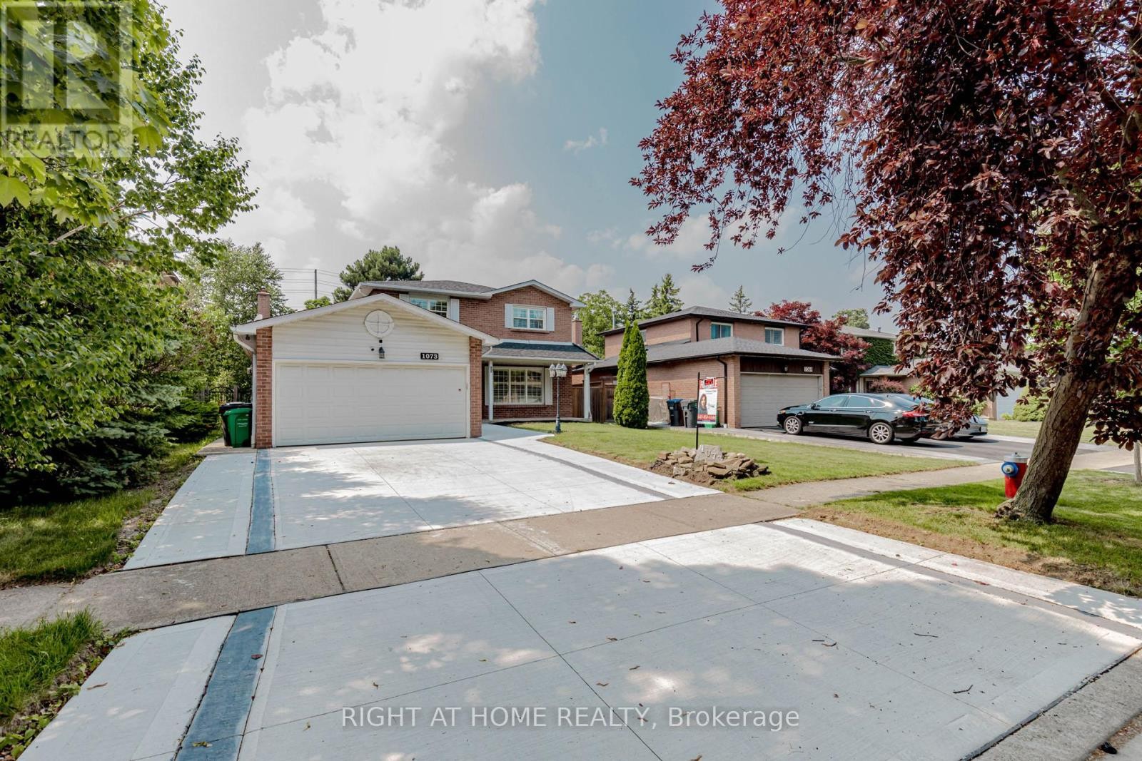 












1073 MESA CRESCENT

,
Mississauga (Lorne Park),




Ontario
L5R3E7

