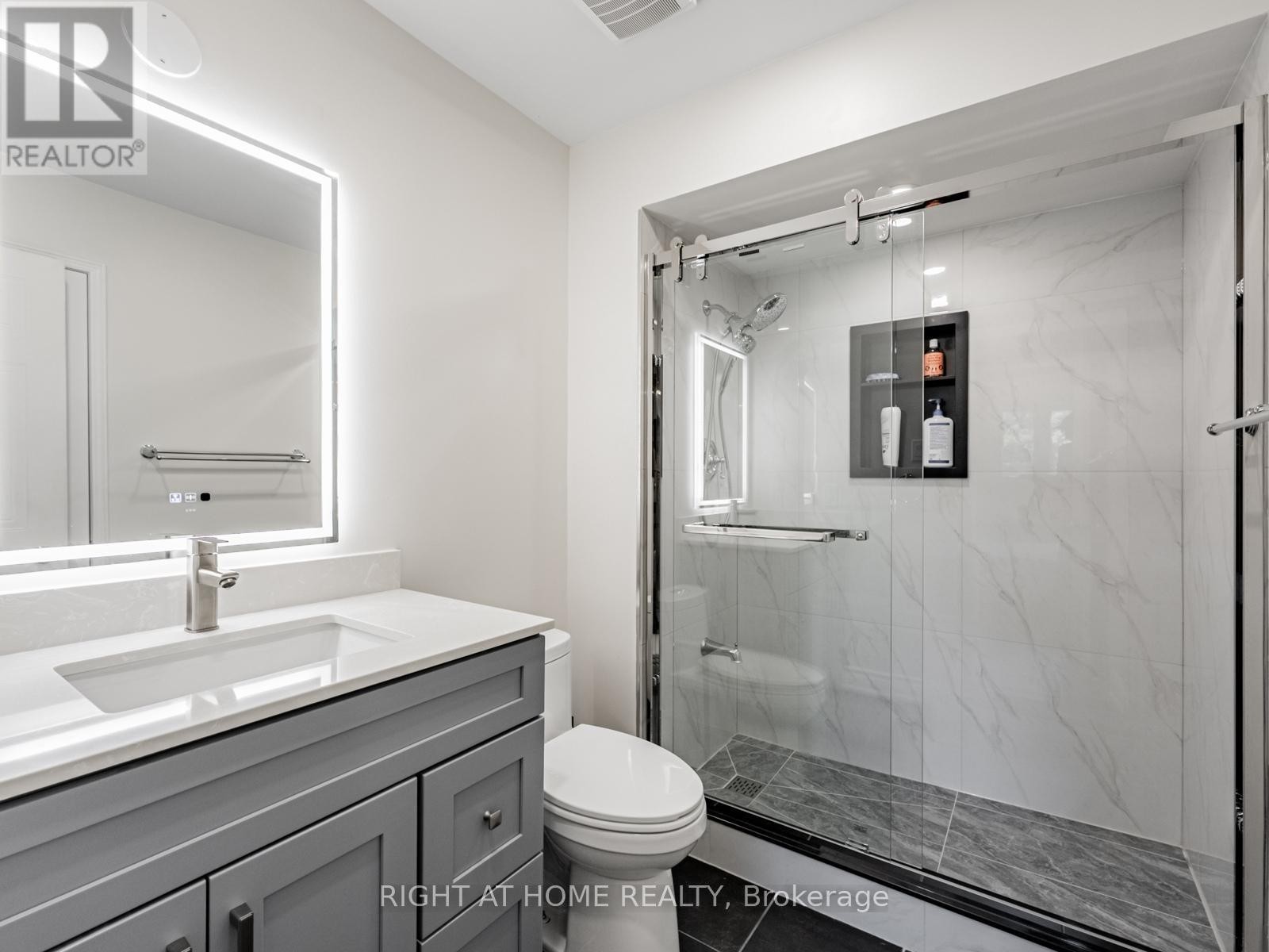 












1129 BEECHNUT ROAD

,
Oakville (CV Clearview),




Ontario
L6J7P2

