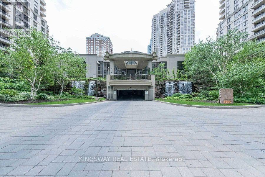 












2924 - 3888 DUKE OF YORK BOULEVARD

,
Mississauga (City Centre),




Ontario
L5B4P5

