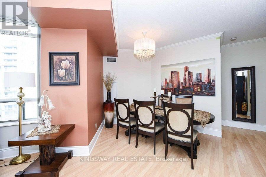 












2924 - 3888 DUKE OF YORK BOULEVARD

,
Mississauga (City Centre),




Ontario
L5B4P5

