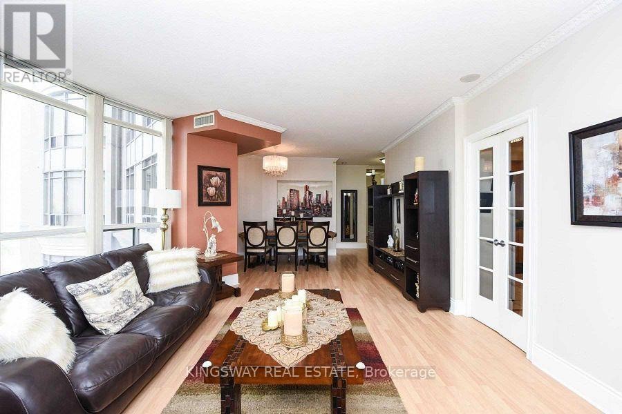 












2924 - 3888 DUKE OF YORK BOULEVARD

,
Mississauga (City Centre),




Ontario
L5B4P5

