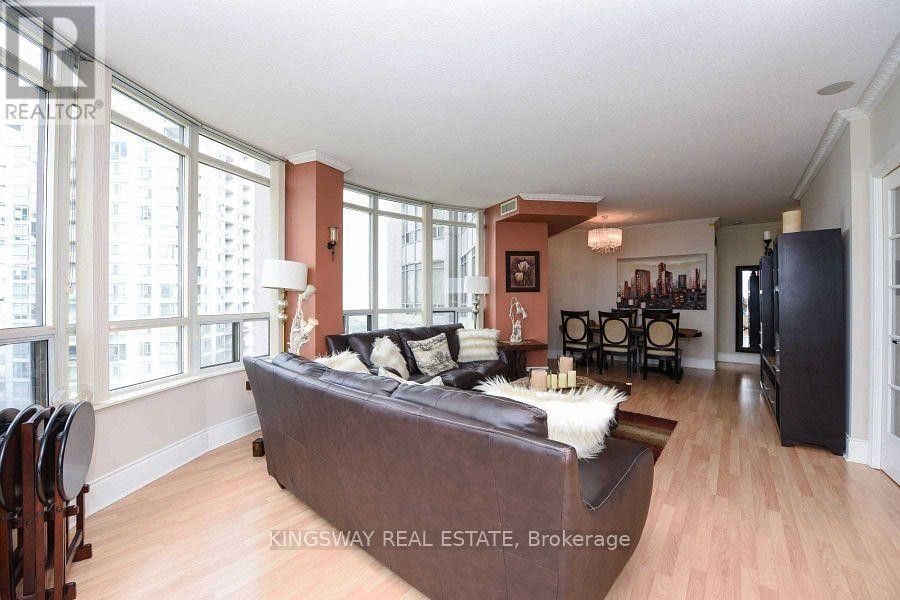 












2924 - 3888 DUKE OF YORK BOULEVARD

,
Mississauga (City Centre),




Ontario
L5B4P5


