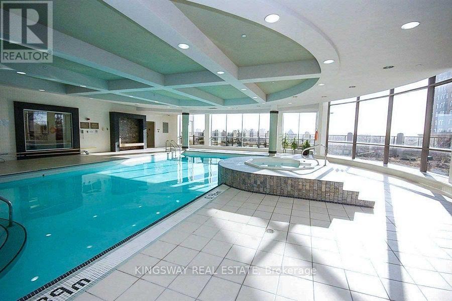 












2924 - 3888 DUKE OF YORK BOULEVARD

,
Mississauga (City Centre),




Ontario
L5B4P5

