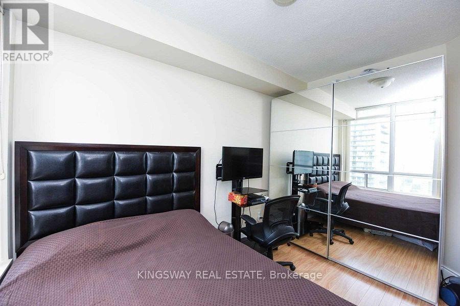 












2924 - 3888 DUKE OF YORK BOULEVARD

,
Mississauga (City Centre),




Ontario
L5B4P5

