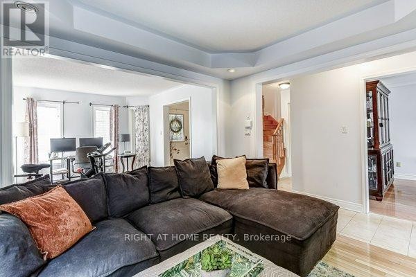 












7460 TERRAGAR BOULEVARD

,
Mississauga (Lisgar),




Ontario
L5N8H1

