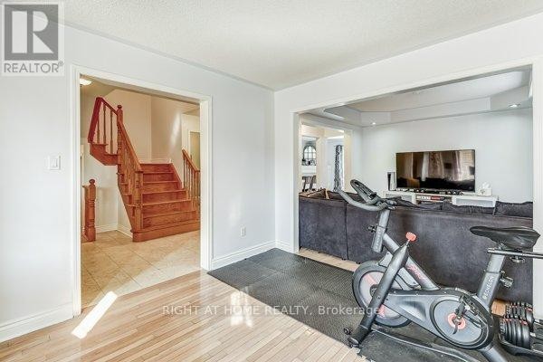 












7460 TERRAGAR BOULEVARD

,
Mississauga (Lisgar),




Ontario
L5N8H1

