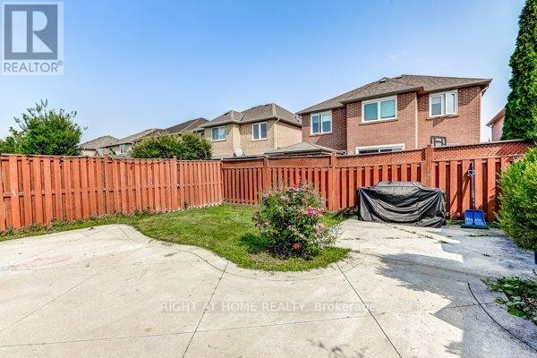












7460 TERRAGAR BOULEVARD

,
Mississauga (Lisgar),




Ontario
L5N8H1

