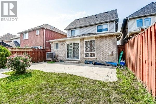












7460 TERRAGAR BOULEVARD

,
Mississauga (Lisgar),




Ontario
L5N8H1

