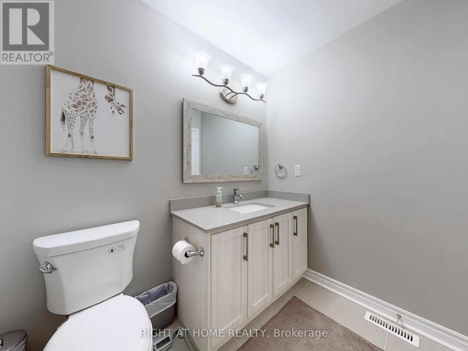 












502 GALEDOWNS COURT

,
Mississauga (Mississauga Valleys),




Ontario
L5A3H9

