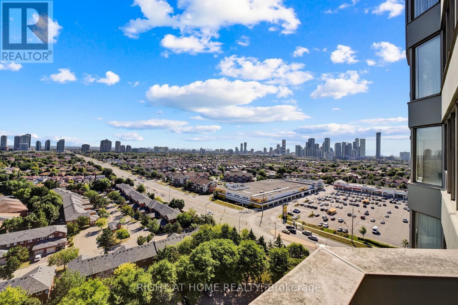 












1805 - 700 CONSTELLATION DRIVE

,
Mississauga (Hurontario),




Ontario
L5R3G8

