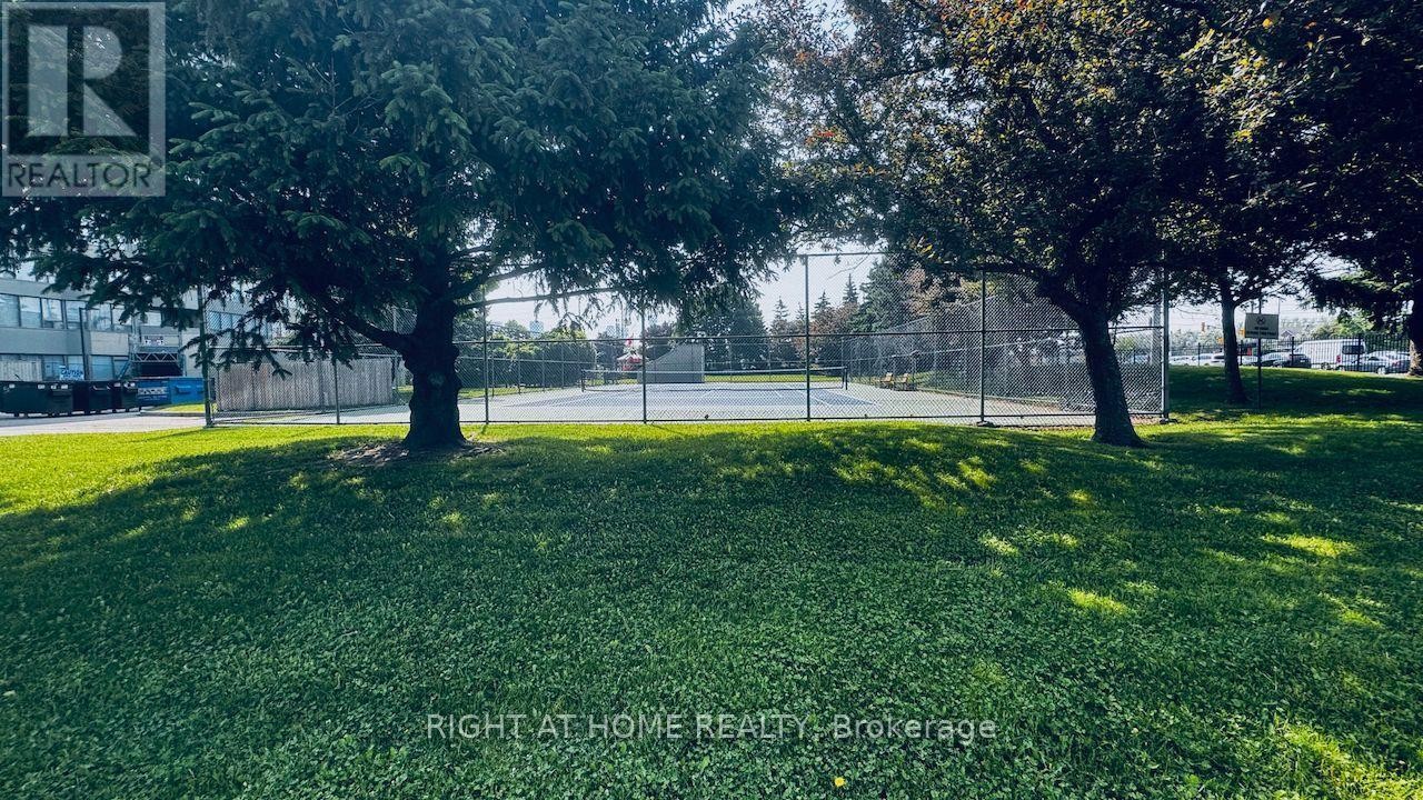 












1805 - 700 CONSTELLATION DRIVE

,
Mississauga (Hurontario),




Ontario
L5R3G8

