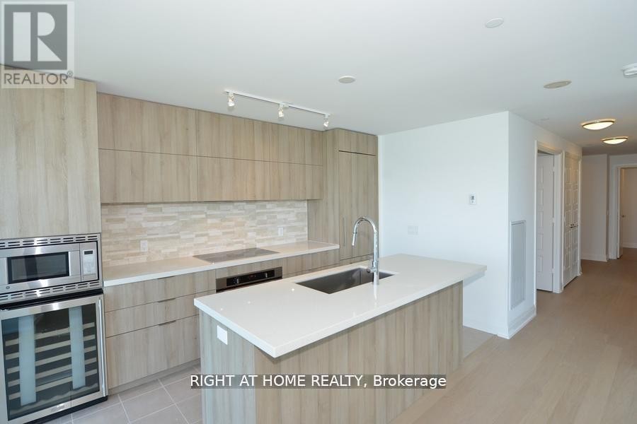 












1002 - 110 MARINE PARADE DRIVE

,
Toronto (Mimico),




Ontario
M8V0A3

