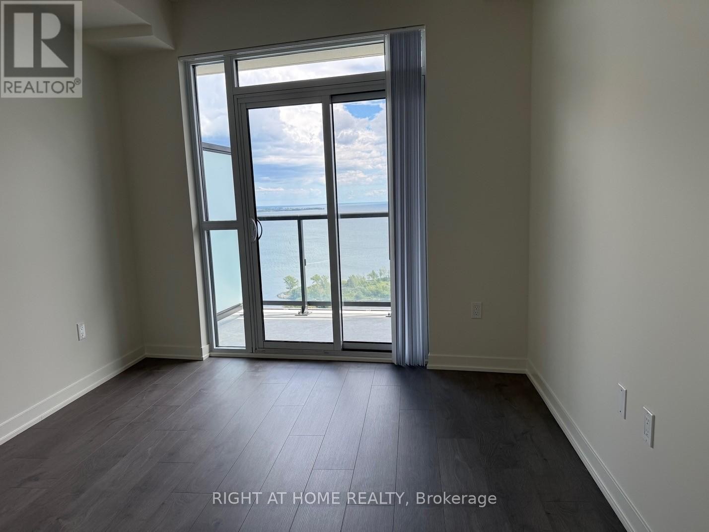 












3803 - 38 ANNIE CRAIG DRIVE

,
Toronto (Mimico),




Ontario
M8V0G9


