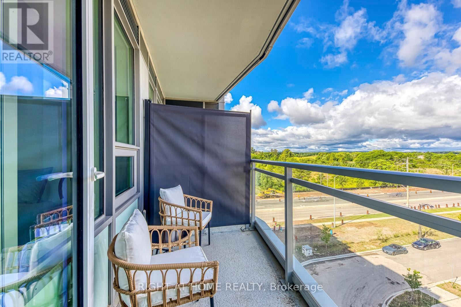 












538 - 2501 SAW WHET BOULEVARD

,
Oakville (GA Glen Abbey),




Ontario
L6M5N2

