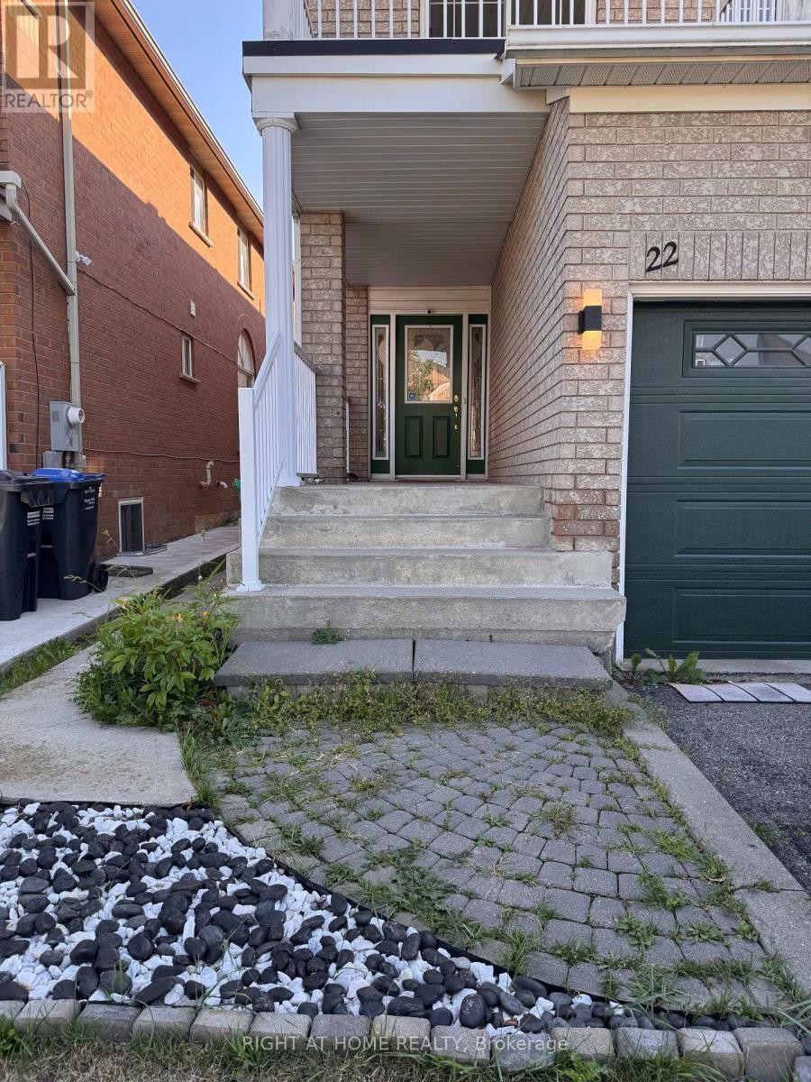 












22 TILLER TRAIL

,
Brampton (Fletcher's Creek Village),




Ontario
L6X4R2

