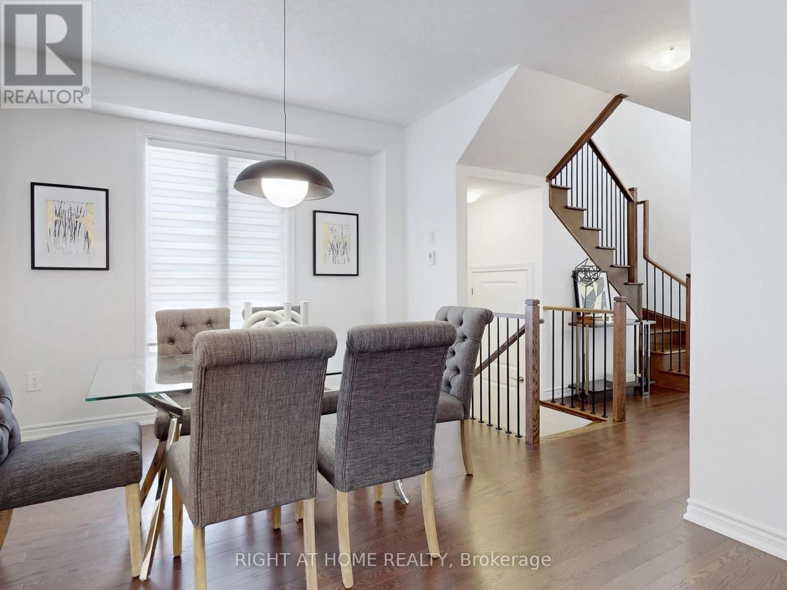












328 BERGAMOT AVENUE

,
Milton (FO Ford),




Ontario
L9E1Y8

