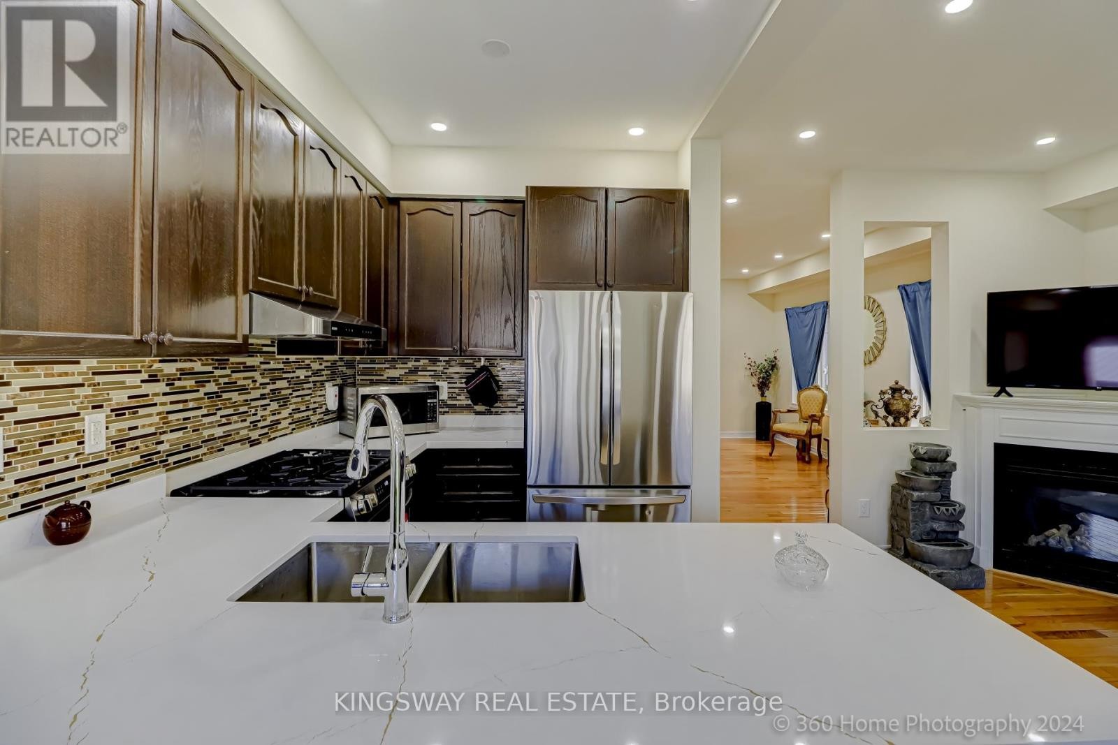 












485 MEADOWRIDGE COURT

,
Mississauga (Meadowvale Village),




Ontario
L5W0E8

