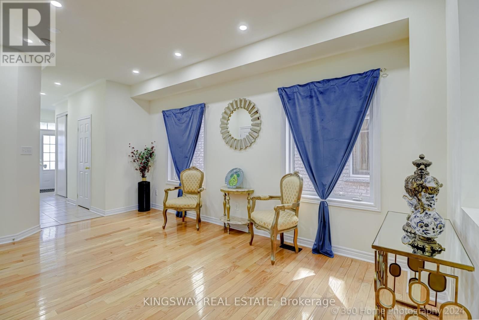 












485 MEADOWRIDGE COURT

,
Mississauga (Meadowvale Village),




Ontario
L5W0E8


